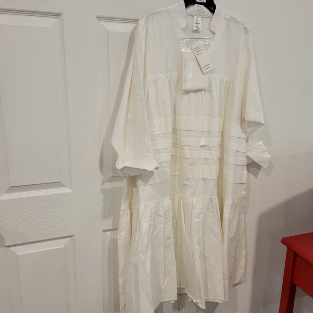 White one size pleated front dress Kara Chic